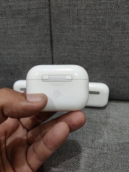 Orignal Airpod Pro Gen 1  All Good Battery 3