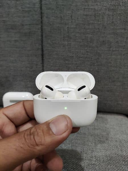 Orignal Airpod Pro Gen 1  All Good Battery 4