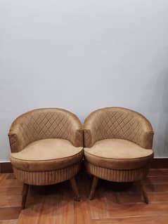 2 chairs