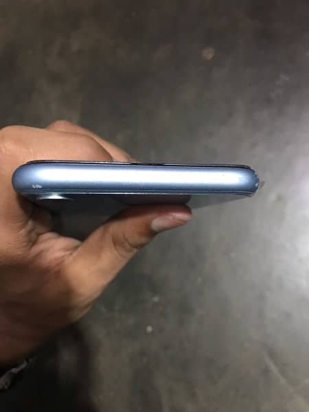 iphone Xr Non pta 64 gb exchange possible 5