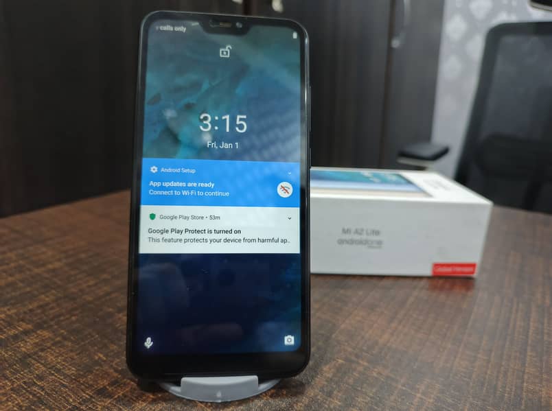 Xiaomi Mi A2 Lite - Excellent Condition 0