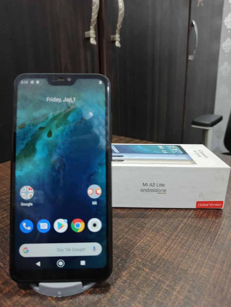 Xiaomi Mi A2 Lite - Excellent Condition 2