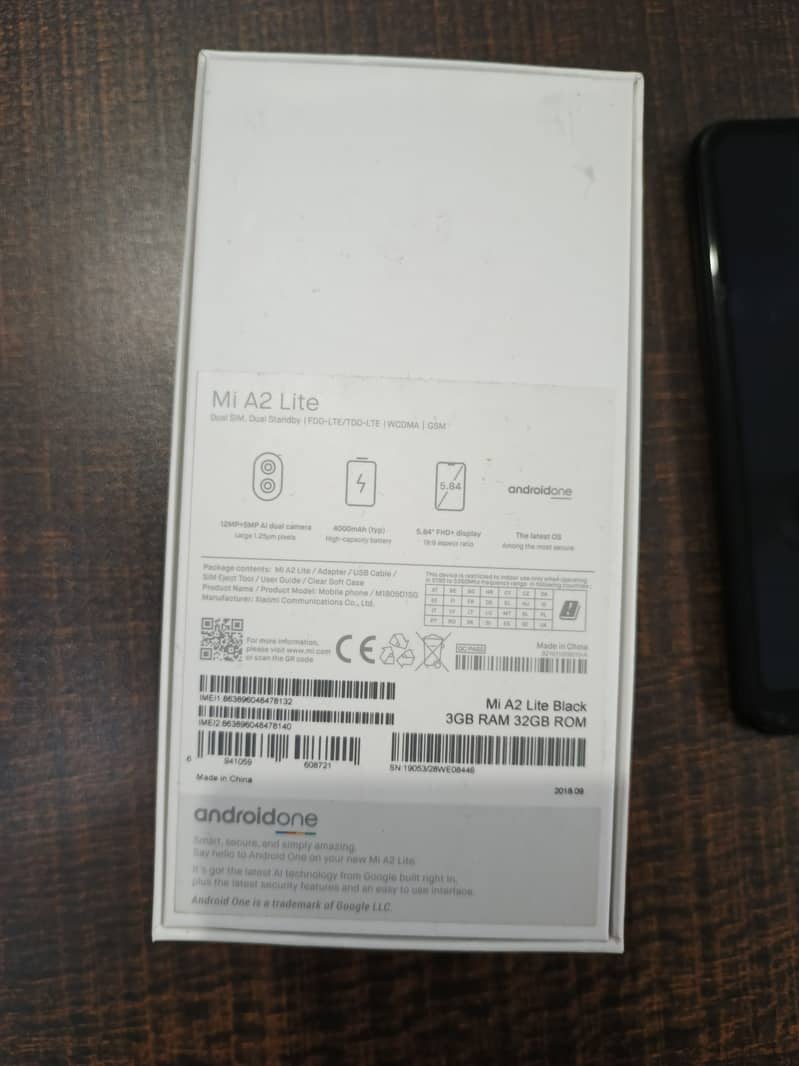 Xiaomi Mi A2 Lite - Excellent Condition 4