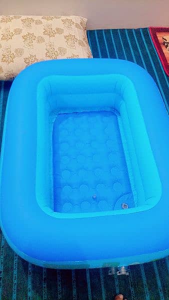 swimming pool blue color 0