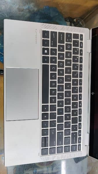 HP EliteBook 1040 G7 core i7 10th gen 3