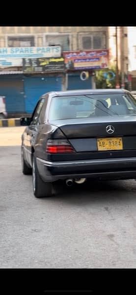 Mercedes E Class e230 9