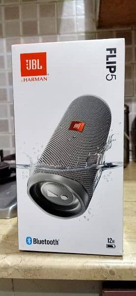 JBL FLIP 5 ORIGINAL IN NEW CONDITION 0