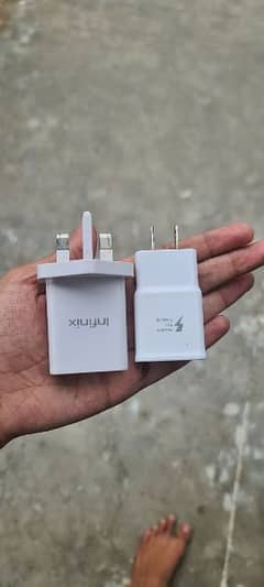 SAMSUNG INFINIX CHARGER