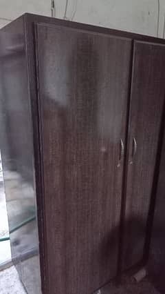 3 door cupboard