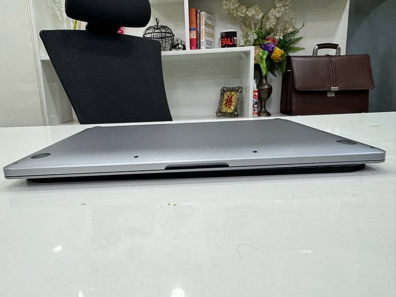 Macbook Pro M1 8/256 89% BH 355 cycles 6