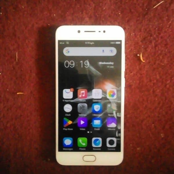 Vivo Y67 Home used 1