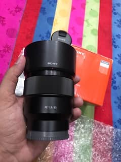 Sony FE 85mm 1.8 full frame Lens Condition 10/10