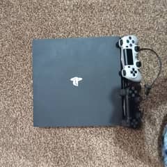 Ps4 Pro | 1 TB| an extra controller|Ps4 Pro 4k 1 TB