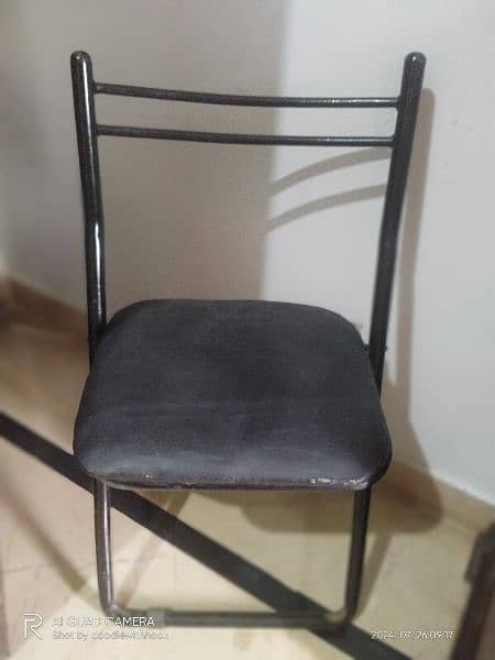 iron folding chair 1