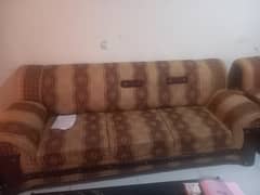 Used sofa in reasonable price