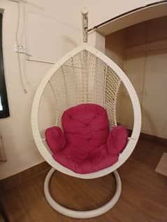 swinging or cocoon chair