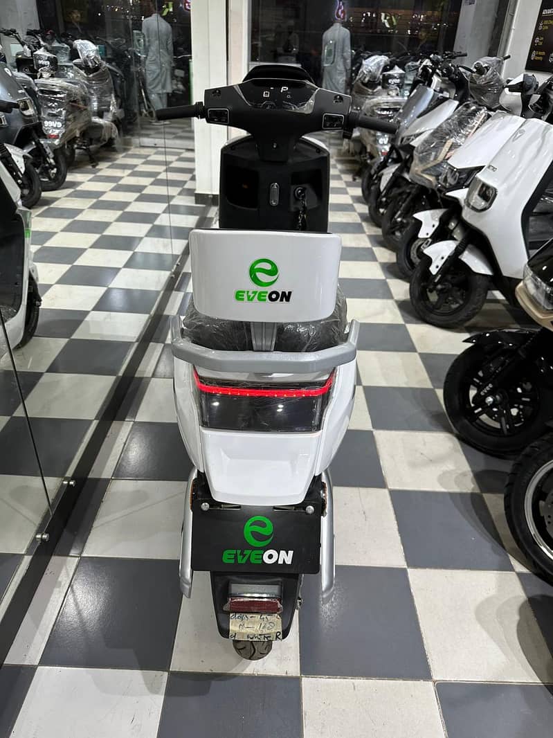 EveOn Electric Scooter ( Pronto ) 3