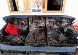 Set of 3 seater+ 2 peices one seater