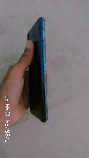 I'm selling my phone infinex hot 8 2