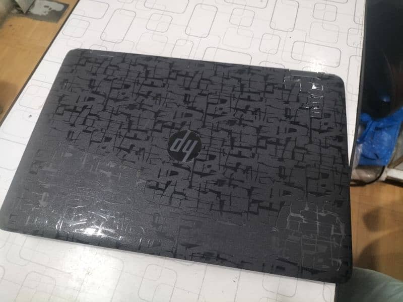 Hp cor i3 6th gen full size 1