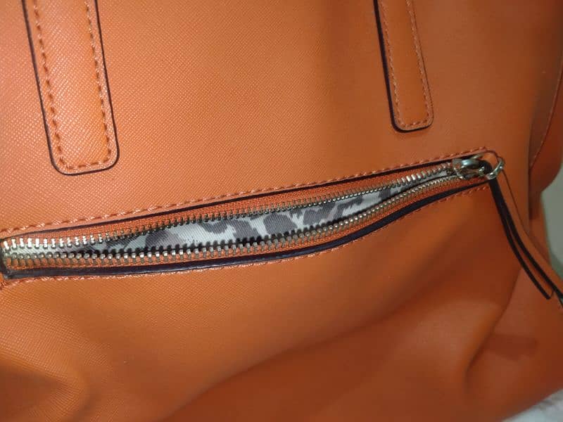 original guess hand bag 6