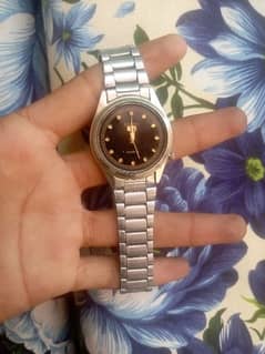 seiko 5 quartz watches old branded watch for sell