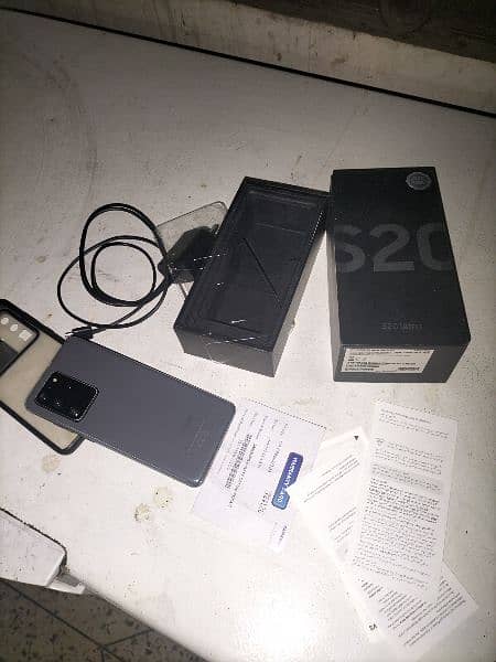 Samsung s20 ultra official pta full box 3