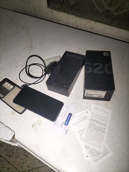 Samsung s20 ultra official pta full box 4