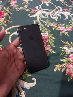 iphone 7 pta proved 10 /8 only battery change with box
