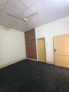 Office Room Available 0309,6652300