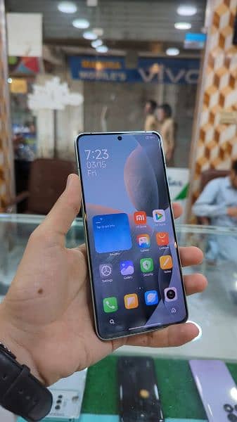 Xiaomi Redmi k70 NON PTA 12 512GB with Own Original Charger 2