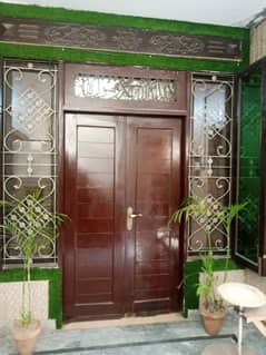 Beautiful and low price house for sale in lahore prime location