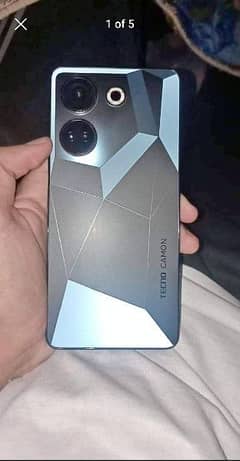 camon20