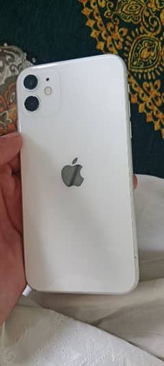 I phone 11 shehzada set panel original bettery  time very good . . 0