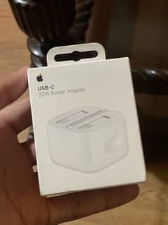 Original Apple 20W adaptor