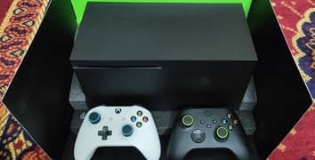 Xbox series X slightly used with 2 controllers
