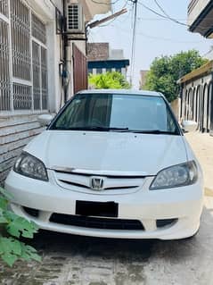 Honda Civic Oriel 2004