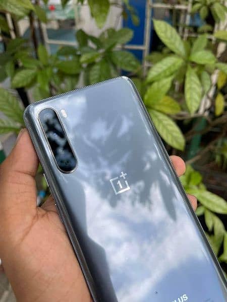 oneplus nourd 5G 128g Rm 8 1