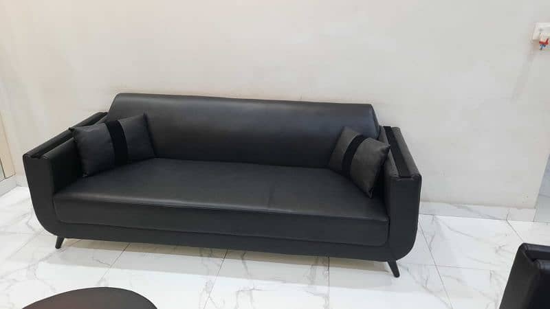 5 seater sofa set with center table made with orignal leather 5