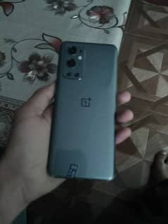 oneplus 9 pro 12GB/256-condition 10/10,l