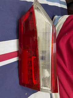 Toyota Corolla 2017 Back light right side front see thori c damage hai