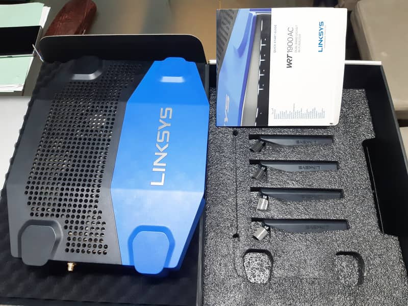 Linksys WRT1900AC VPN WIFI ROUTER 5