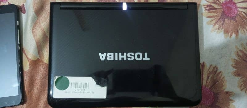 Toshiba NB300 note book for sale in good condition 0