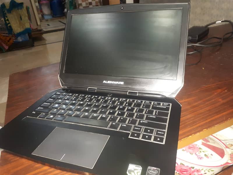 ALIENWARE LAPTOP FOR (GAMING AND WORKBENCH) 13 R1 (READ AD) 1