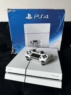 PS4 FAT 1200 SERIES WITH GAMES