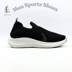 Man's Comfortable Walking Sneakers