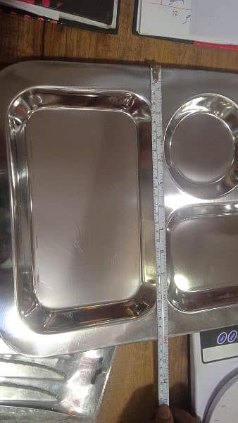 3 portion serving tray 1