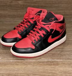 Air Jordans Mids