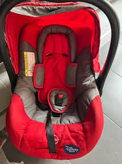 Kids Carry Cot / Baby Car Seat for sale