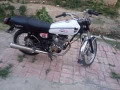 95 lover . honda 125 95 model total modified. 03119354803